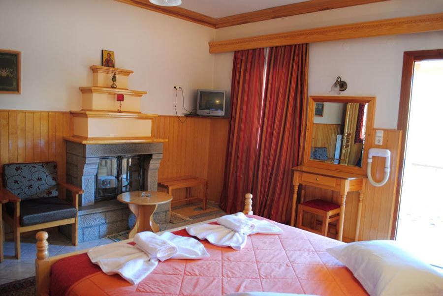 Asteri Metsovou Hotel Стая снимка