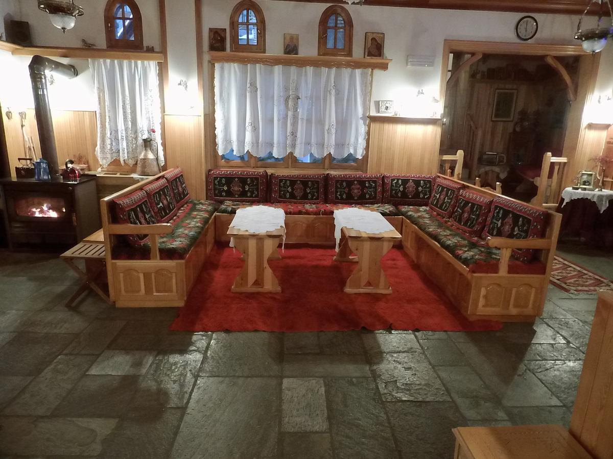 Asteri Metsovou Hotel Екстериор снимка
